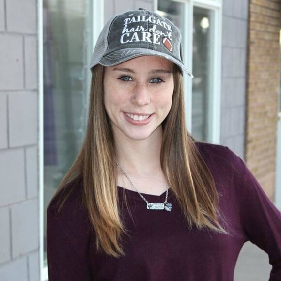 Strength is Beautiful Pendant Bar Necklace - NWT Layering Jewelry Accessories - Picture 3 of 4